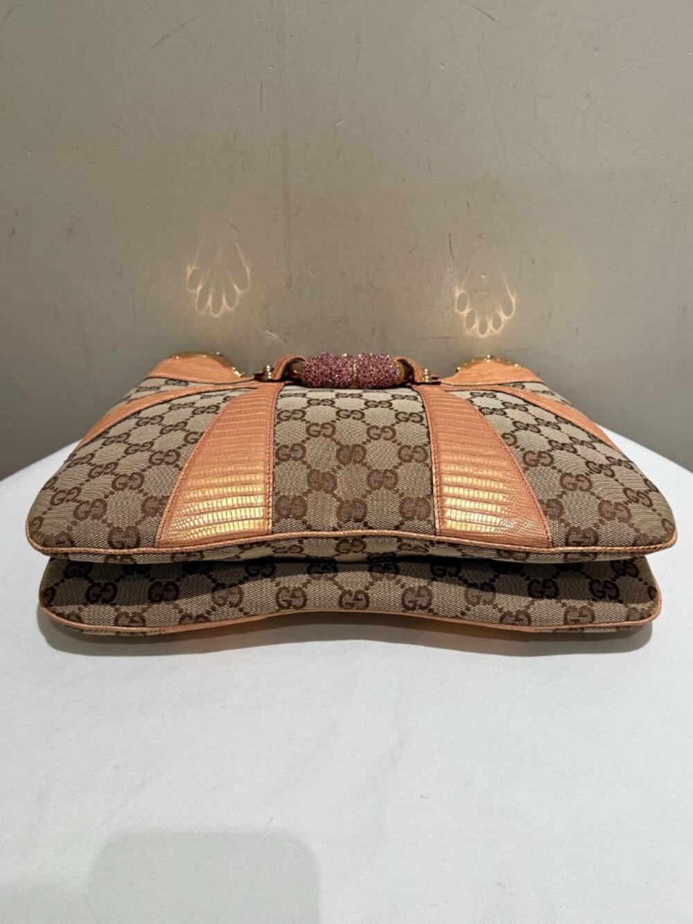 Gucci Tom Ford Era GG Canvas Vintage Shoulder Bag with Pink Crystal Bamboo Ring - Picture 8 of 9